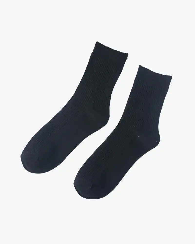 the-monochrome-socks-collection