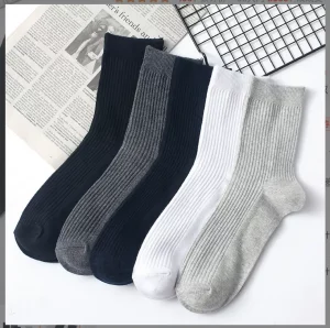 solid-color-socks-the-safest-gift-for-men