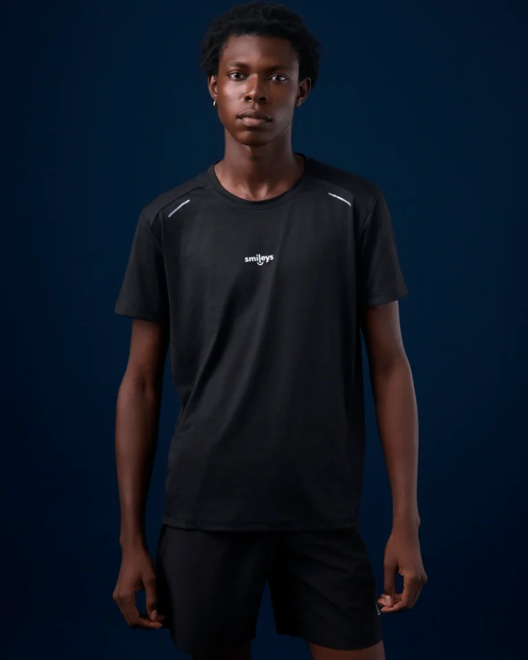 stealthstride-performance-tee-black