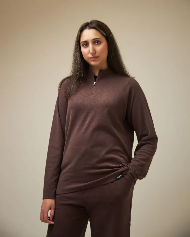 essential-quarter-zip-pullover-maroon