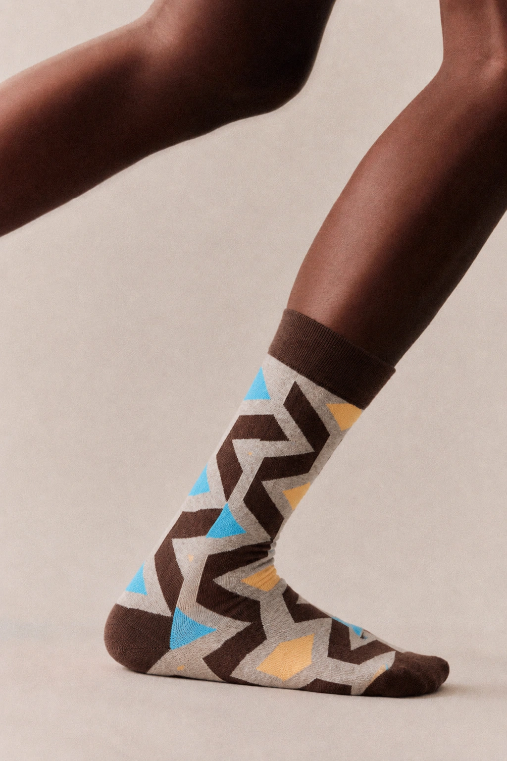 cocoa-circuit-pattern-parade-socks-collection